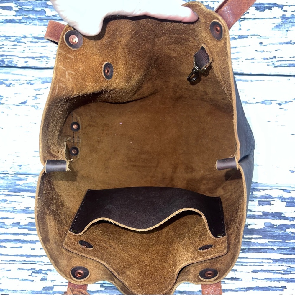 Holy Cow Leather Goods - Full Grain Medium Leather ‘Jenny’ Tote - Brown - Picture 13 of 15